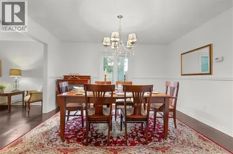 1093 Senlac Court Mississauga ON L5V 1B8