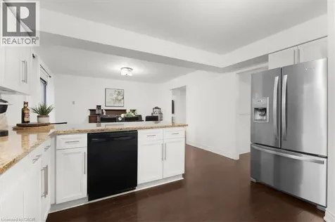 1093 Senlac Court Mississauga ON L5V 1B8