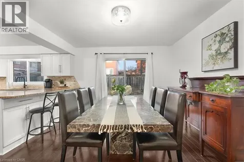 1093 Senlac Court Mississauga ON L5V 1B8