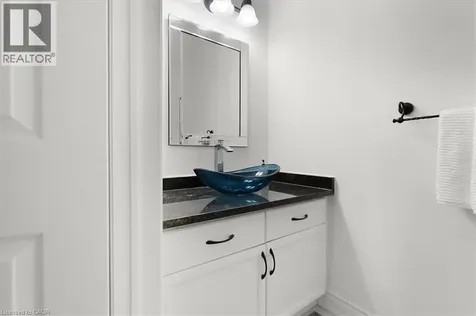 1093 Senlac Court Mississauga ON L5V 1B8