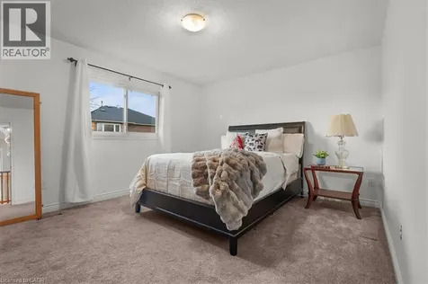 1093 Senlac Court Mississauga ON L5V 1B8