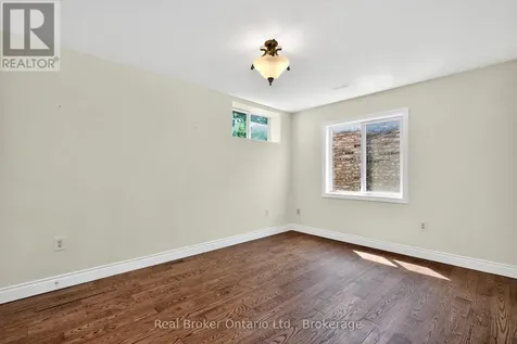 423 Irwin Street Midland ON L4R 2V6