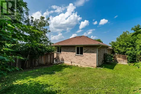 423 Irwin Street Midland ON L4R 2V6