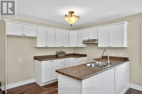 423 Irwin Street Midland ON L4R 2V6