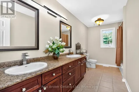 423 Irwin Street Midland ON L4R 2V6