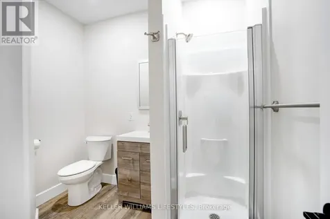 537 Talbot Street St. Thomas ON N5P 1C3
