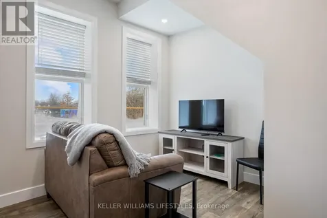 537 Talbot Street St. Thomas ON N5P 1C3