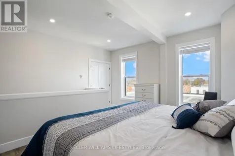 537 Talbot Street St. Thomas ON N5P 1C3