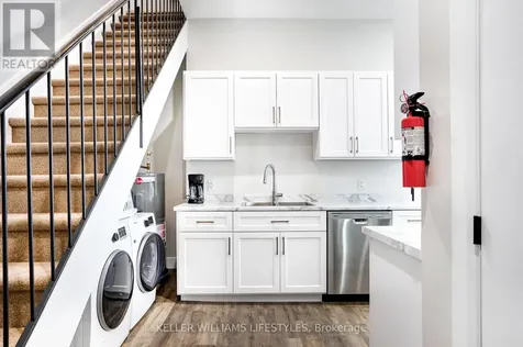 537 Talbot Street St. Thomas ON N5P 1C3