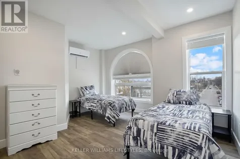 537 Talbot Street St. Thomas ON N5P 1C3