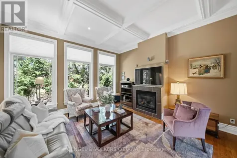 6370 Emerald Links Drive Ottawa ON K4P 1M4