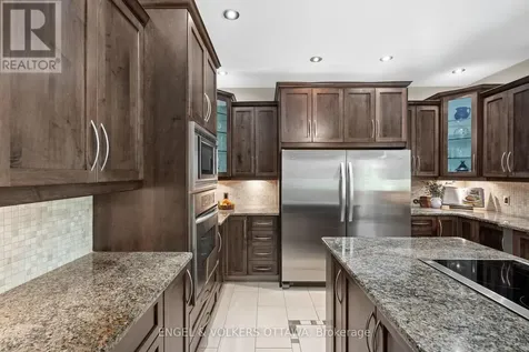 6370 Emerald Links Drive Ottawa ON K4P 1M4