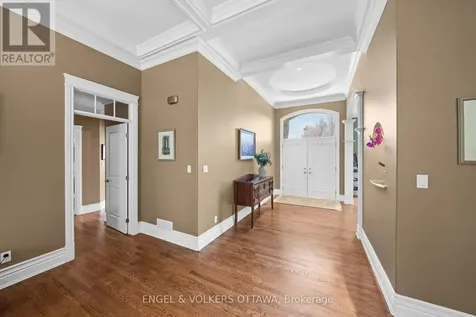 6370 Emerald Links Drive Ottawa ON K4P 1M4