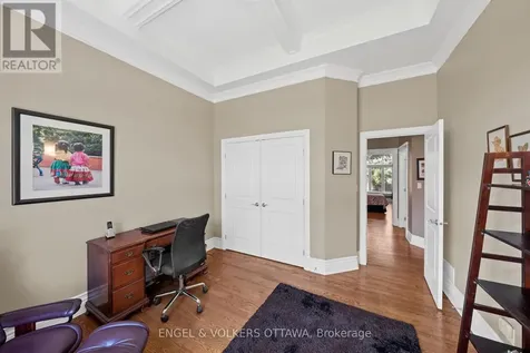 6370 Emerald Links Drive Ottawa ON K4P 1M4