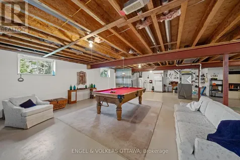 6370 Emerald Links Drive Ottawa ON K4P 1M4