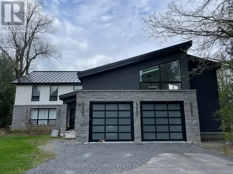 2318/2316 Summerside Drive Ottawa ON K4M 1B4