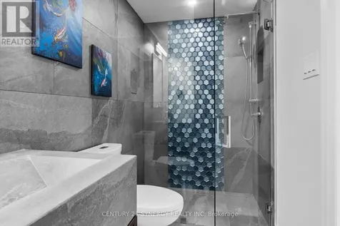 2318/2316 Summerside Drive Ottawa ON K4M 1B4