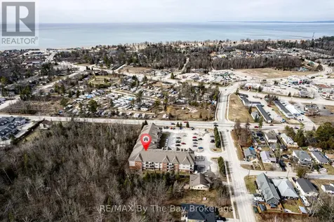 16 Westbury Road Wasaga Beach ON L9Z 0B8