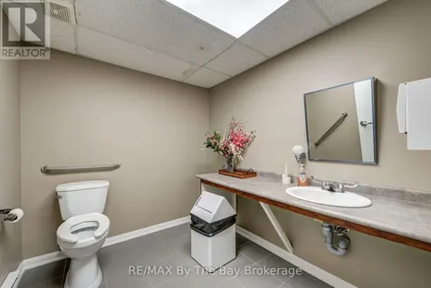16 Westbury Road Wasaga Beach ON L9Z 0B8