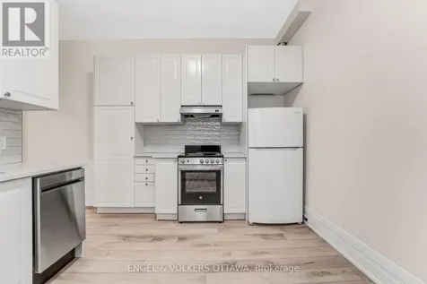 170 Ivy Crescent Ottawa ON K1M 1X6