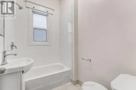 170 Ivy Crescent Ottawa ON K1M 1X6