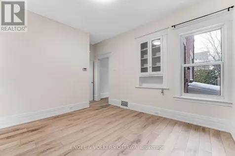 170 Ivy Crescent Ottawa ON K1M 1X6