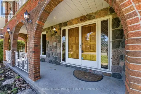 10 Parmalea Crescent Ottawa ON K2E 7J3