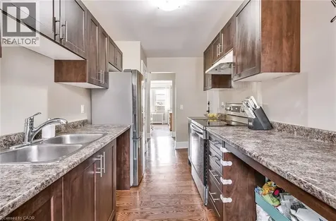 25 Mountwood Avenue Hamilton ON L8N 2G8