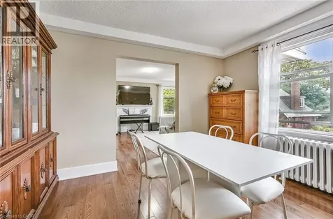 25 Mountwood Avenue Hamilton ON L8N 2G8