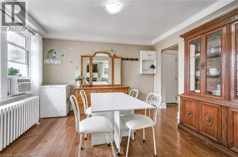 25 Mountwood Avenue Hamilton ON L8N 2G8