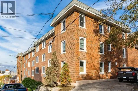 25 Mountwood Avenue Hamilton ON L8N 2G8