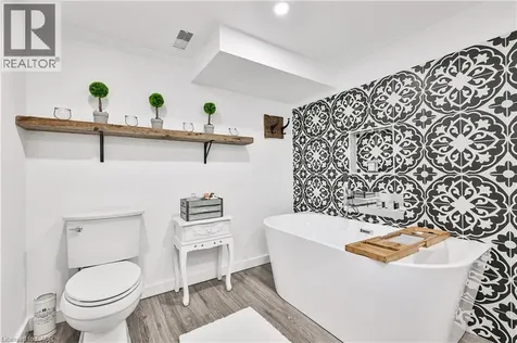 60 Galbraith Drive Stoney Creek ON L8G 1Z9