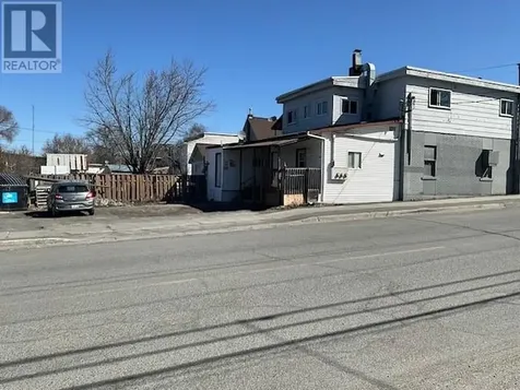 319 Montague Avenue Sudbury ON P3C 4G4