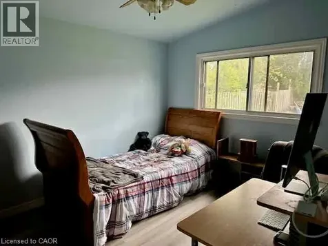 126 Lilacside Drive Hamilton ON L8V 2L7