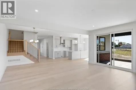 107 Erie Isle Court Amherstburg ON N9V 0H1