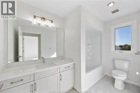 107 Erie Isle Court Amherstburg ON N9V 0H1