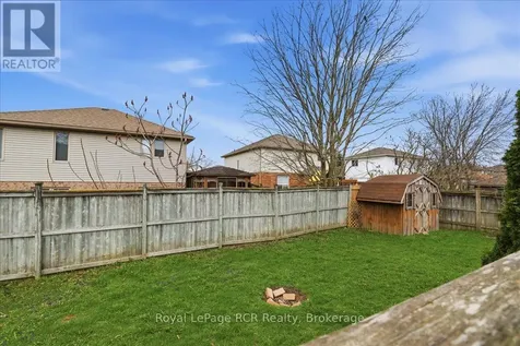 14 Parkside Street Mapleton ON N0G 1B0