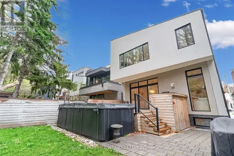 88 South Kingsway Way Toronto (high Park-swansea) ON M6S 3T3