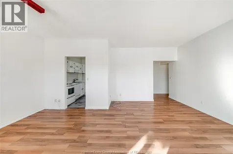 3950 Wyandotte Street Windsor ON N8Y 1G5