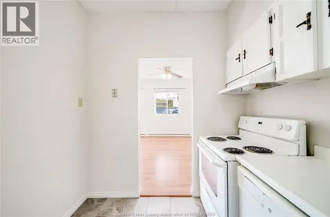 3950 Wyandotte Street Windsor ON N8Y 1G5