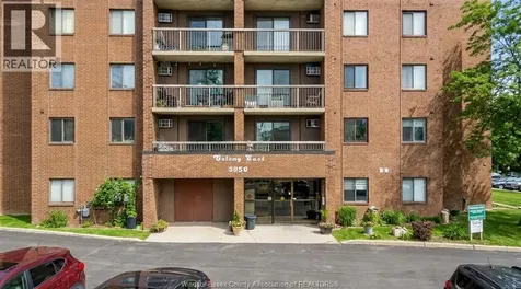 3950 Wyandotte Street Windsor ON N8Y 1G5