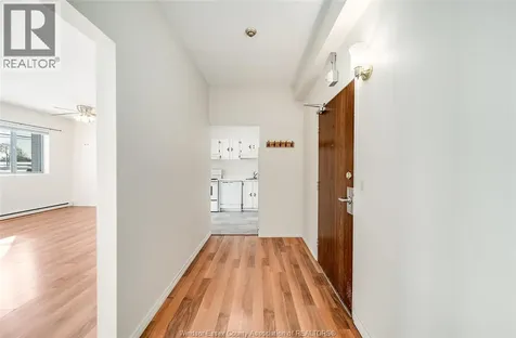 3950 Wyandotte Street Windsor ON N8Y 1G5