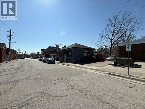 9 Main Street North Hamilton ON L0R 2H0