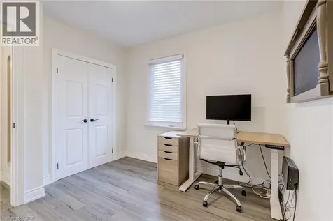 185 Deschene Avenue Hamilton ON L9A 3K3