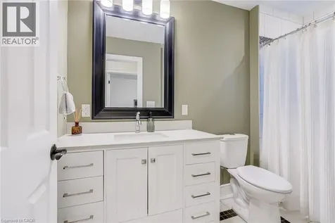 185 Deschene Avenue Hamilton ON L9A 3K3