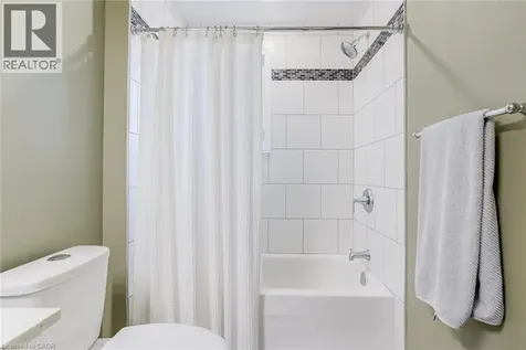 185 Deschene Avenue Hamilton ON L9A 3K3