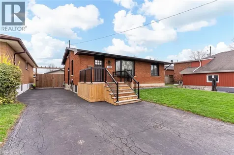 185 Deschene Avenue Hamilton ON L9A 3K3