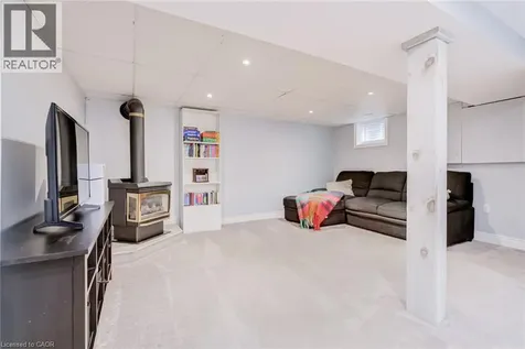 185 Deschene Avenue Hamilton ON L9A 3K3