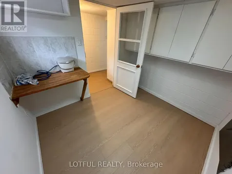 30 Foster Street Ottawa ON K1Y 3J4