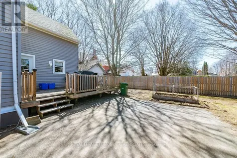 430 Mary Street Pembroke ON K8A 5W7